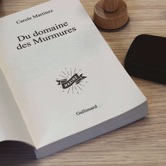 Sparkling ribbon stamp